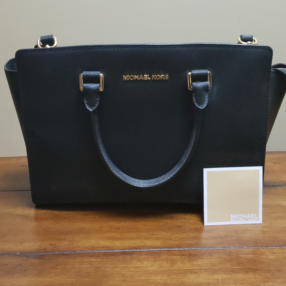 Michael Kors purse
